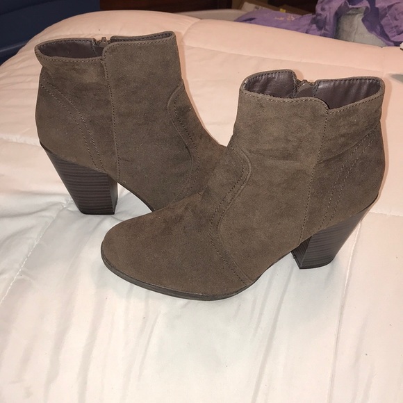 Brown Booties - Picture 3 of 6